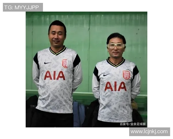 广州足球队与武汉足球队赛后分析:比赛节奏与战术对比探讨 广州足球队与武汉足球队赛后分析:比赛节奏与战术对比探讨