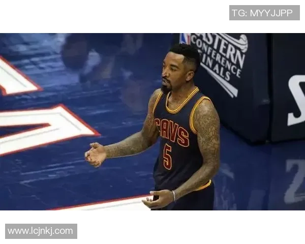 深圳网球队包夹战术解析与其在网球界的影响探讨 深圳网球队包夹战术解析与其在网球界的影响探讨